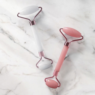 Gua-sha et rouleau visage quartz massage facial Lumara